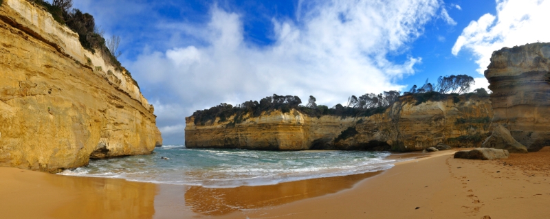 apostles34.jpg